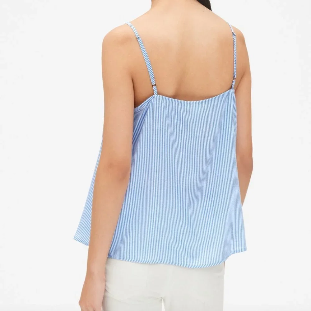 GAP Button-Front Cami - Picture 2 of 7